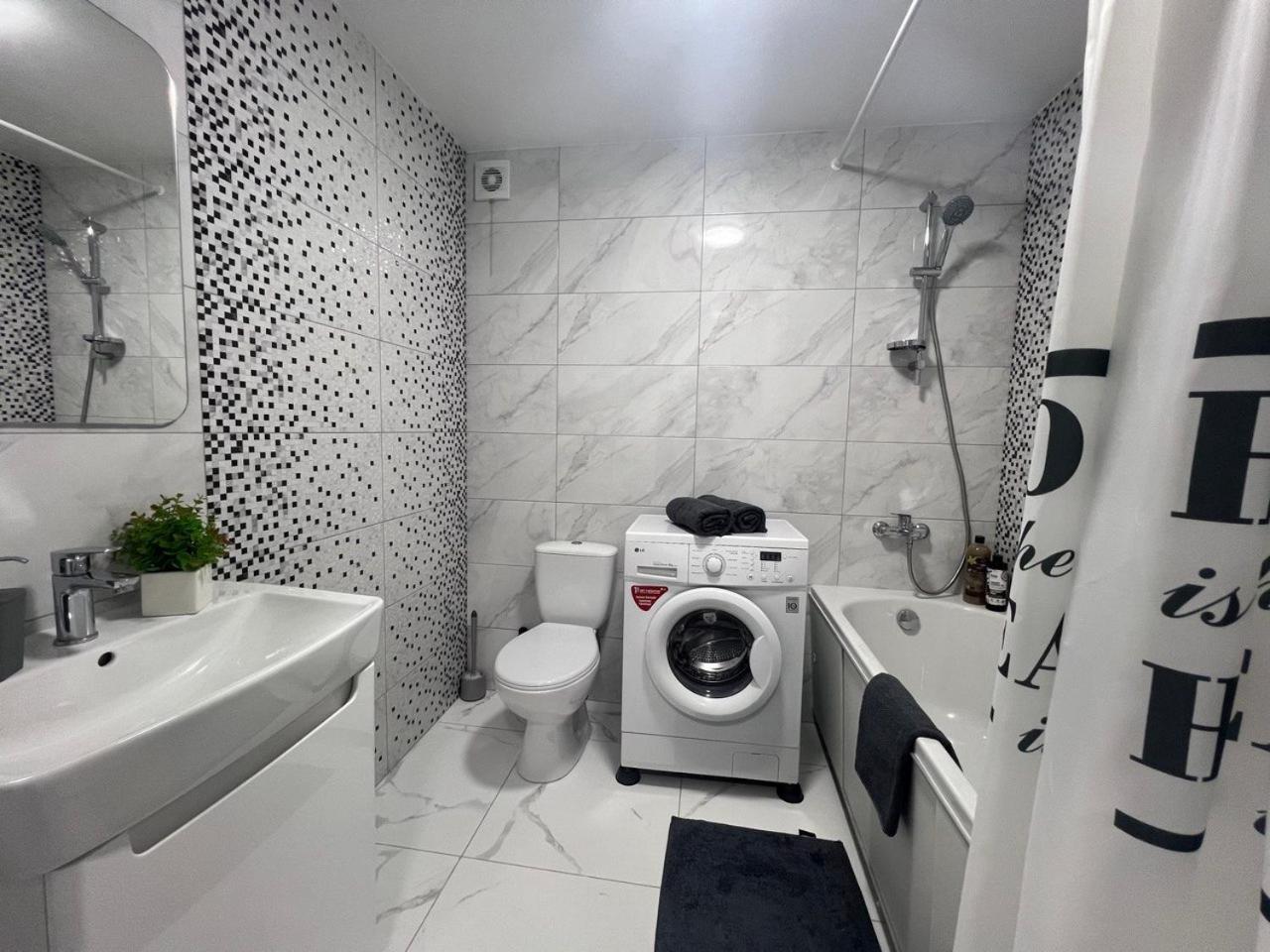 Apartments Карпенка Тернополь Экстерьер фото